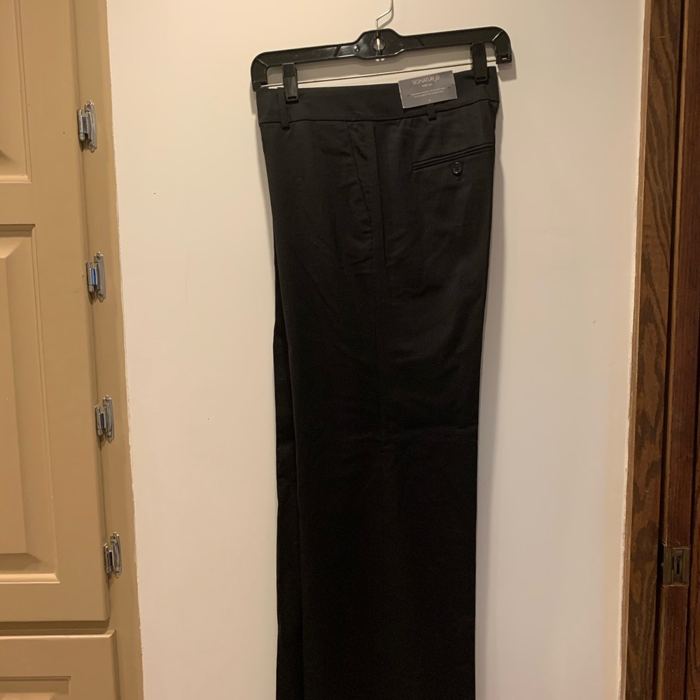 Ann Taylor wise fit pants. Brand new without tag.